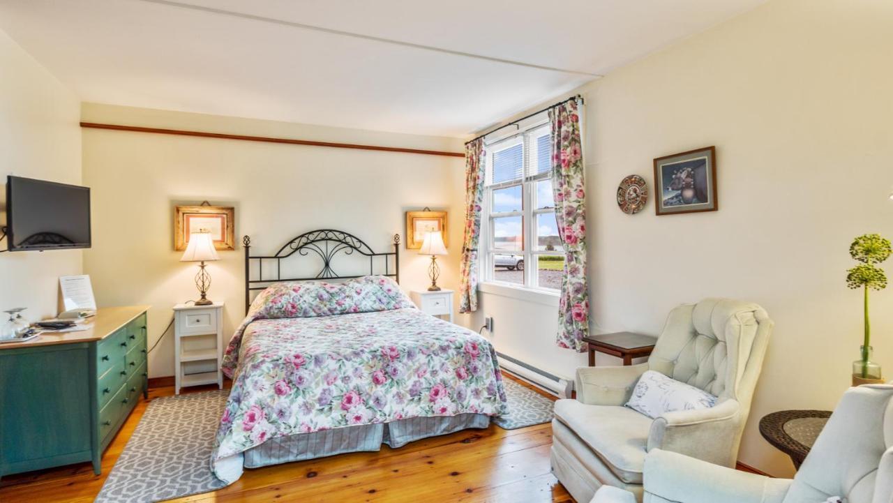 Bayview Pines Country Inn B&B Mahone Bay Exteriér fotografie