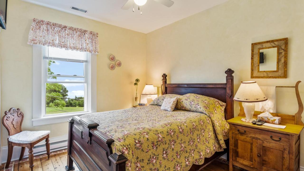 Bayview Pines Country Inn B&B Mahone Bay Exteriér fotografie