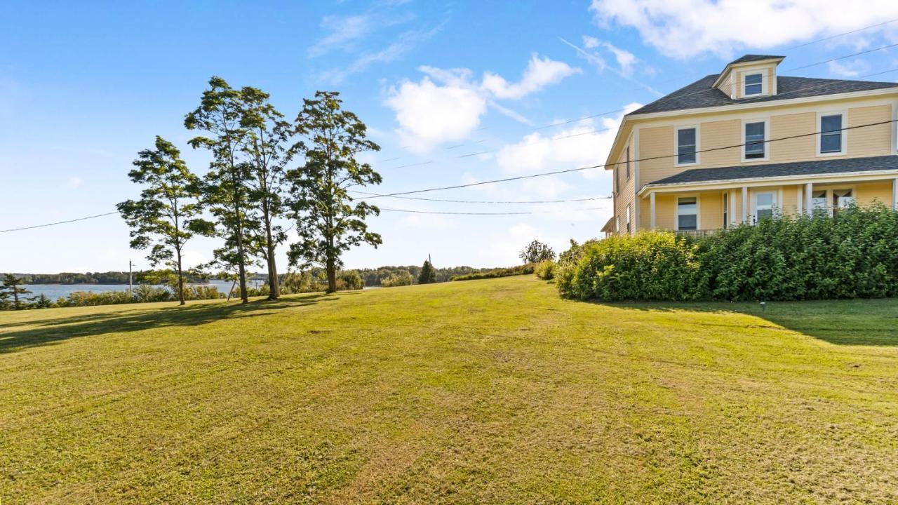 Bayview Pines Country Inn B&B Mahone Bay Exteriér fotografie