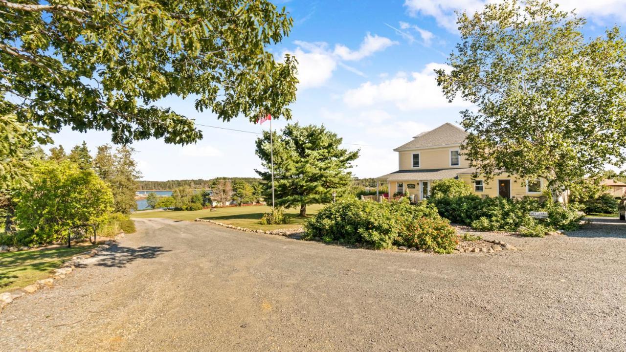 Bayview Pines Country Inn B&B Mahone Bay Exteriér fotografie